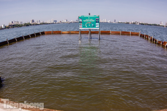 Vì sao bất ngờ tháo dỡ khu thí điểm làm sạch nước sông Tô Lịch? ảnh 8