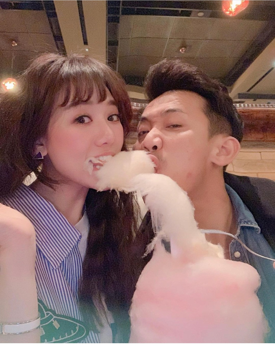 “Sao” Việt đón Valentine: Sơn Tùng thả tim, Thiều Bảo Trâm đẹp nhất khi không thuộc về ai, Tóc Tiên gợi cảm “một mình“ ảnh 13