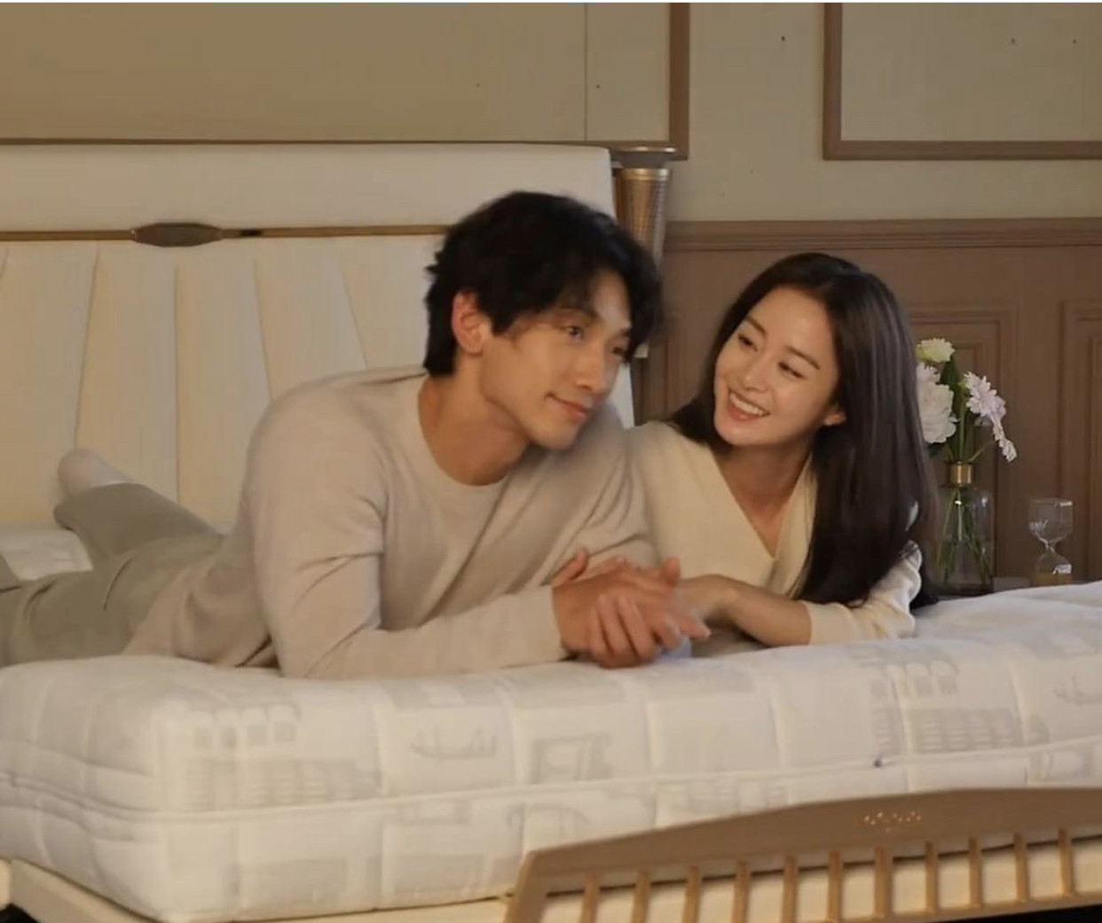 Mối tình 10 năm của “ông bà hoàng” từ yêu đơn phương đến tột cùng hạnh phúc của showbiz ảnh 12