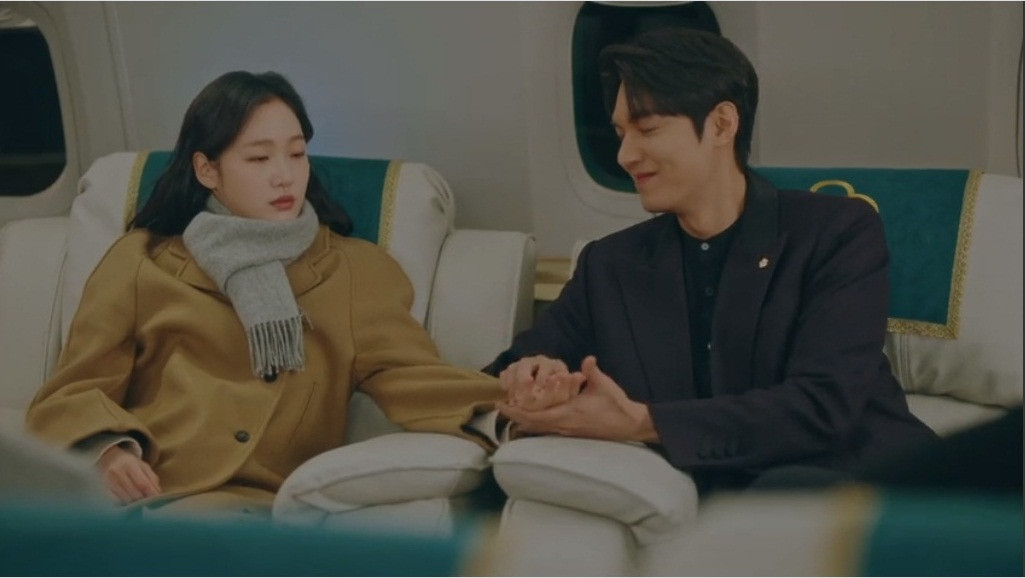 Điều gì khiến “Quân vương bất diệt” tập 6 được hy vọng đuổi kịp “Thế giới hôn nhân“? ảnh 3