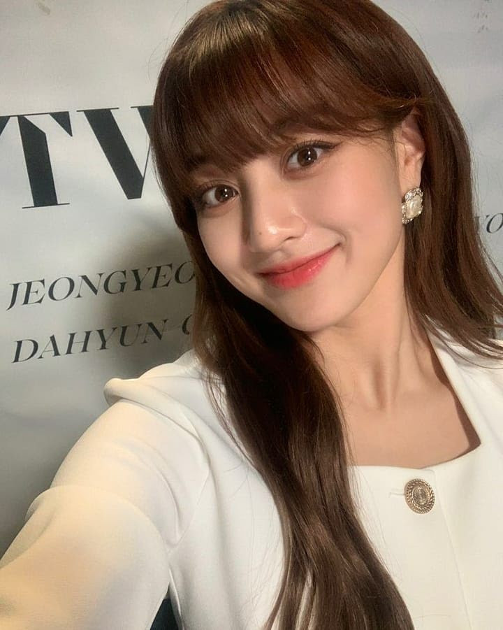 “Sao” quốc tế đón Noel 2020: Cầu hôn và tặng quà cho người hâm mộ ảnh 10