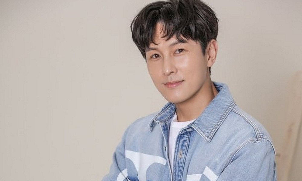 Eric và Dongwan “bóc phốt” nhau nặng nề, fans cực “sốc”, hóa ra 21 năm đều là “giả trân“ ảnh 6