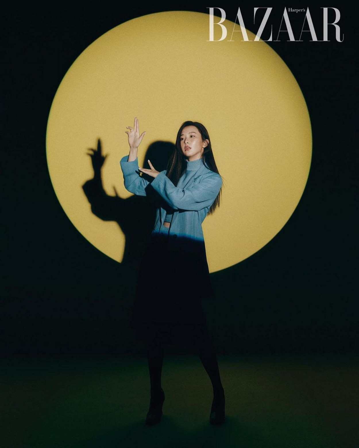 Seulgi (Red Velvet) diện trang phục Salvatore Ferragamo chuẩn hình mẫu của các nam thần tượng “người gặp người yêu“ ảnh 7