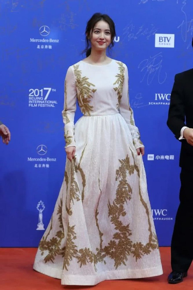 Vẻ ngoài hoàn hảo và gợi cảm của mỹ nhân hàng đầu Nhật Bản bị chồng lừa dối - 19