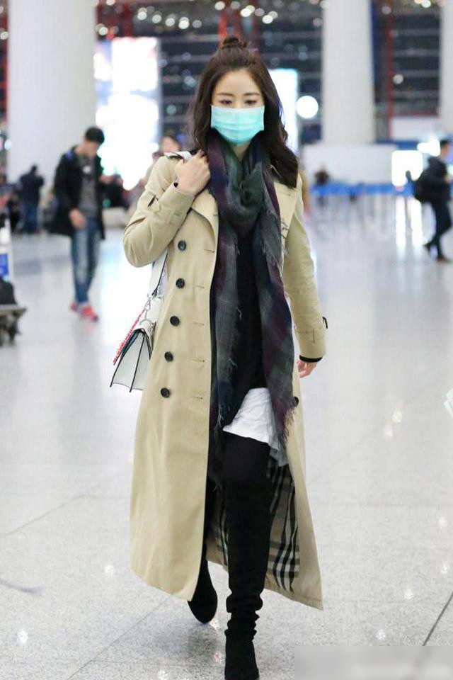 “Ngọc nữ” tuổi 40 Lâm Tâm Như xuất hiện gợi cảm cùng bộ tứ “Tân dòng sông ly biệt“ ảnh 5