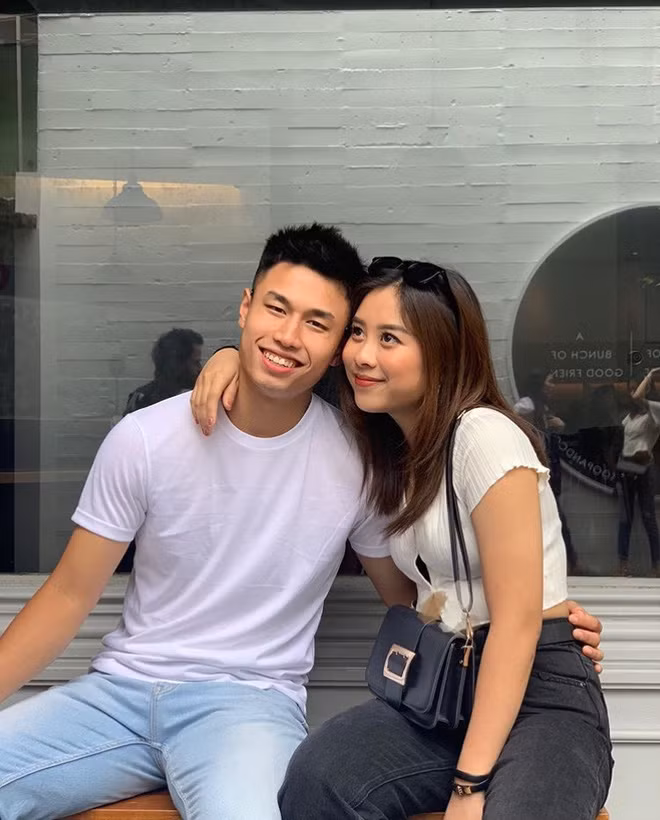 Chuyện yêu xa của gái xinh và hot boy bóng rổ: Về nước chơi bất ngờ không báo trước, bạn trai ngã ngửa ra xong chạy trốn - Ảnh 5.