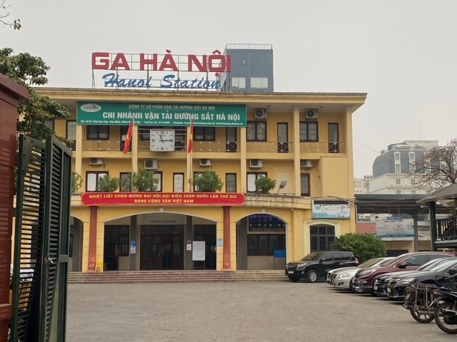 Sinh viên các tỉnh theo học tại Hà Nội lựa chọn hình thức đón Tết nào giữa lúc dịch bùng phát? ảnh 1