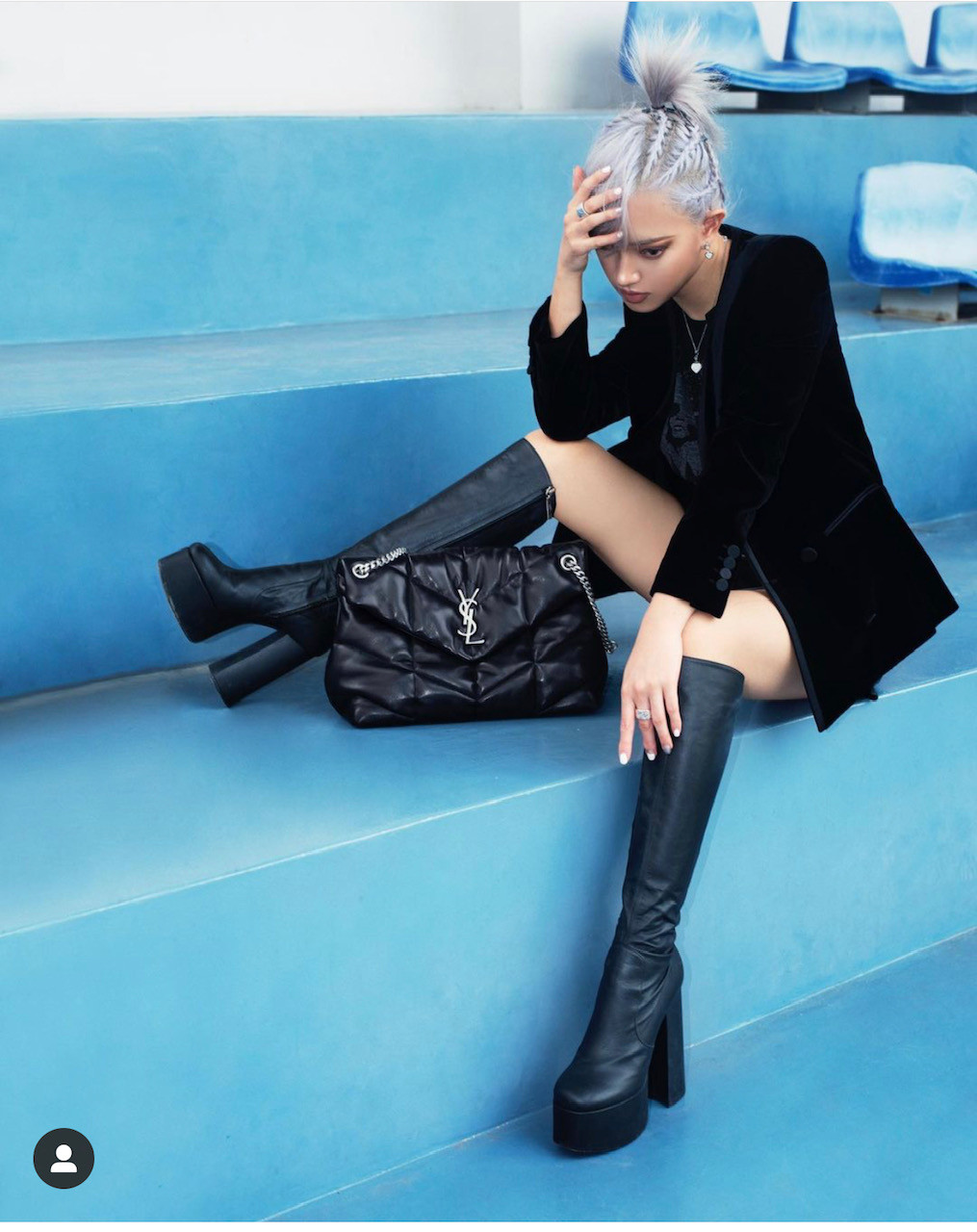 Cặp đôi gây xôn xao mạng xã hội: “Tình yêu đôi khi chẳng cần phải nói ra bằng lời“ ảnh 1