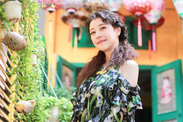 “Nữ thần” U60 làng giải trí Hoa ngữ vừa gây choáng với vẻ thiếu nữ tuổi đôi mươi ảnh 8