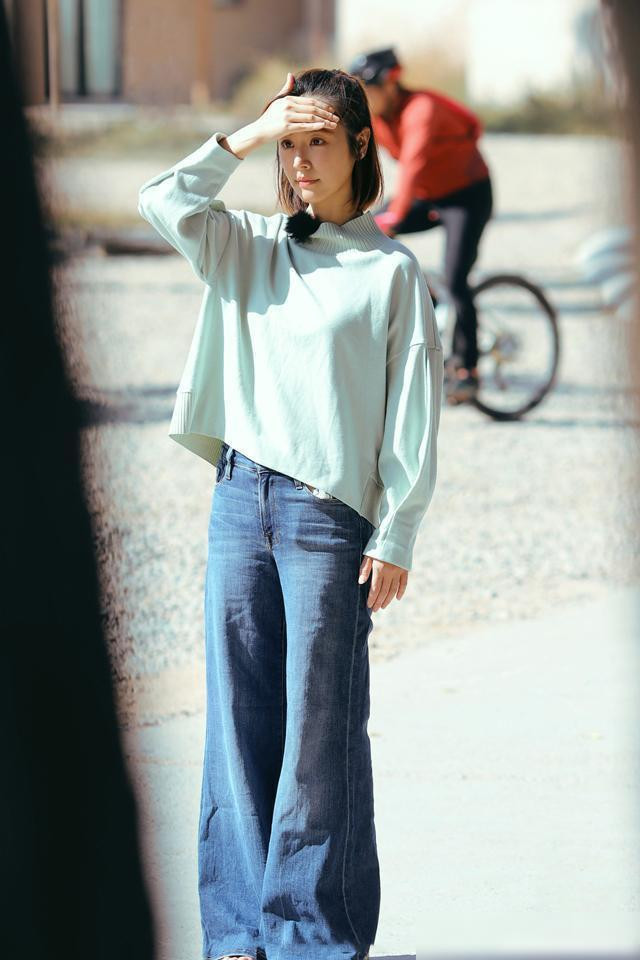 “Ngọc nữ” tuổi 40 Lâm Tâm Như xuất hiện gợi cảm cùng bộ tứ “Tân dòng sông ly biệt“ ảnh 4