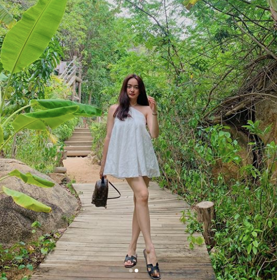 Hé lộ hình ảnh hồi bé của hot girl 10X xinh như mộng, khiến ai cũng sốc vì quá khác! ảnh 11