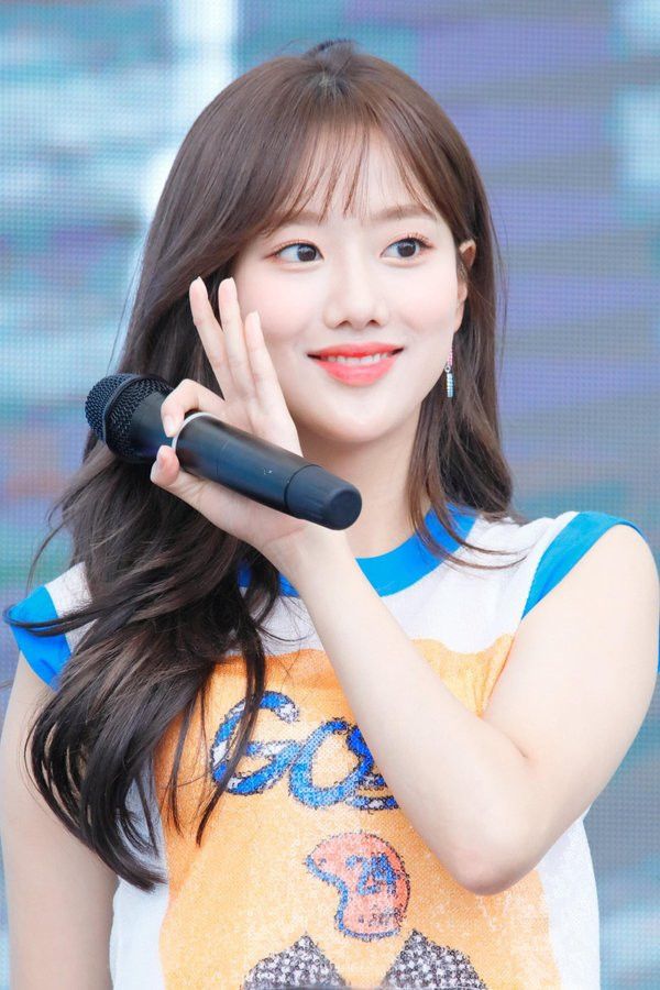 Dù gương mặt “thiên thần” nhưng với “quá khứ đen”, Naeun (APRIL) bỗng chốc thành “ác nữ“ ảnh 6