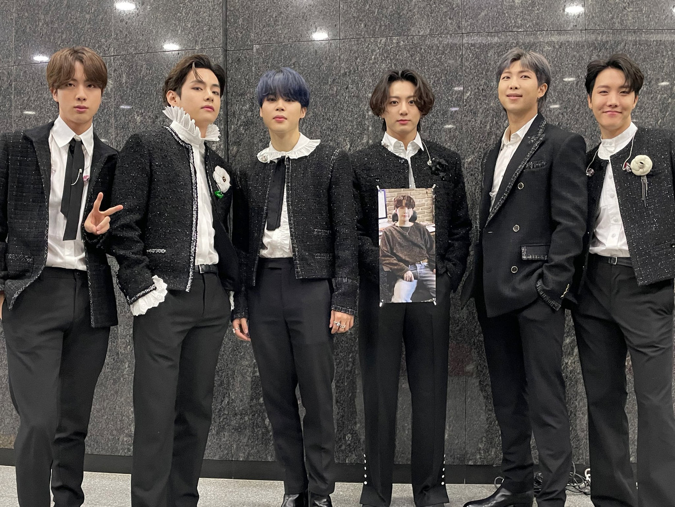 BTS càn quét mọi giải Daesang tại lễ trao giải MMA lần thứ 2 liên tiếp ảnh 3