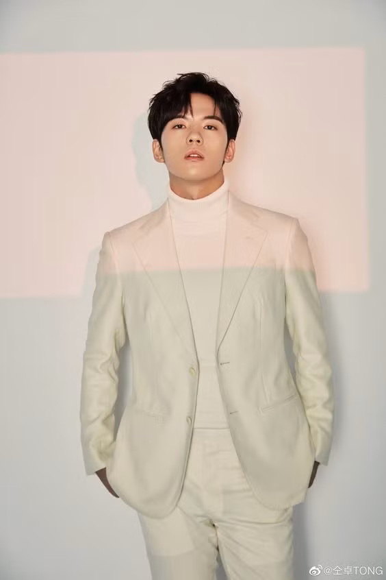 Showbiz châu Á 25/6: Lee Joon Gi tái xuất màn ảnh sau 2 năm vắng bóng với “Hoa Quỷ“ ảnh 10