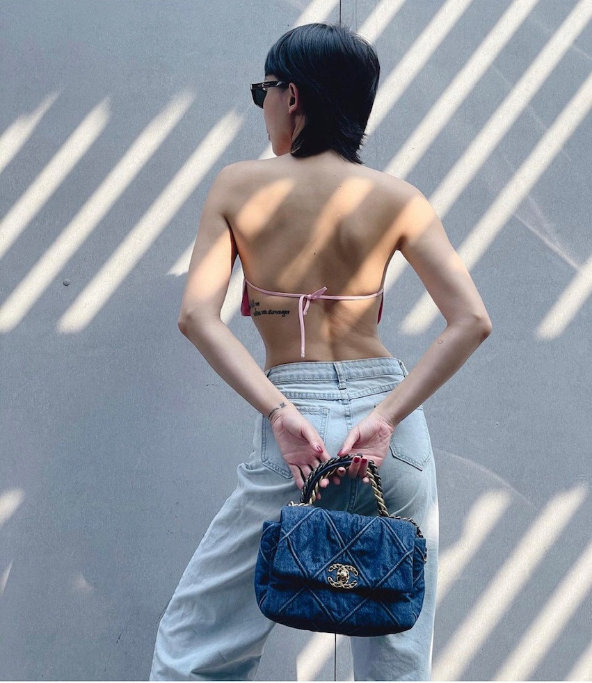 “Sao” Việt đón Valentine: Sơn Tùng thả tim, Thiều Bảo Trâm đẹp nhất khi không thuộc về ai, Tóc Tiên gợi cảm “một mình“ ảnh 9