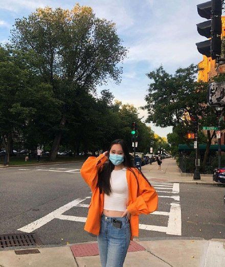 Lộ diện hình ảnh con gái út 17 tuổi của Lý Liên Kiệt “đốt mắt” netizen với body “cực phẩm“ ảnh 6