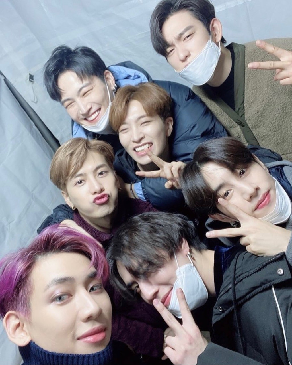 GOT7 trấn an fan trước “cú sốc” tan rã của nhóm; IU và Chungha đối đầu nhau vào cuối tháng ảnh 7