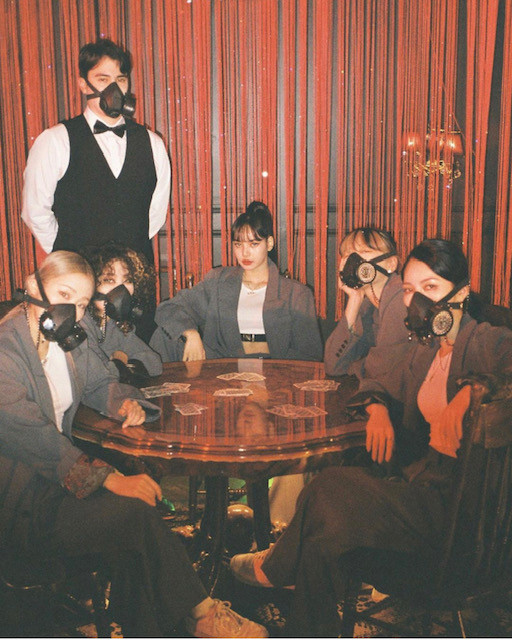 Khi “sao” Hàn đón Tết nguyên đán, hóa ra cũng không có "ngoại lệ" ngoài "bình thường mới" ảnh 7