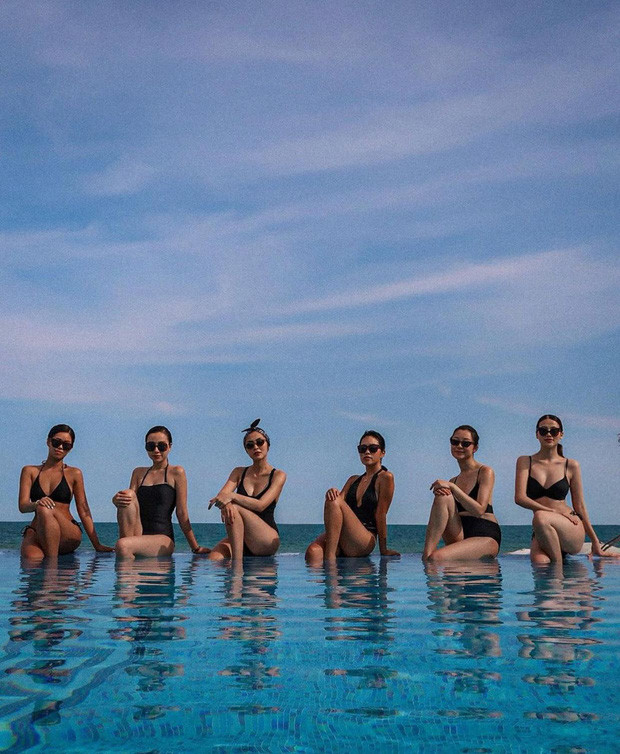 Hội bạn sang chảnh của Hà Tăng - Tiên Nguyễn đồng loạt diện bikini khoe body, mẹ 2 con đốt mắt với vòng 1 căng tràn - Ảnh 2.