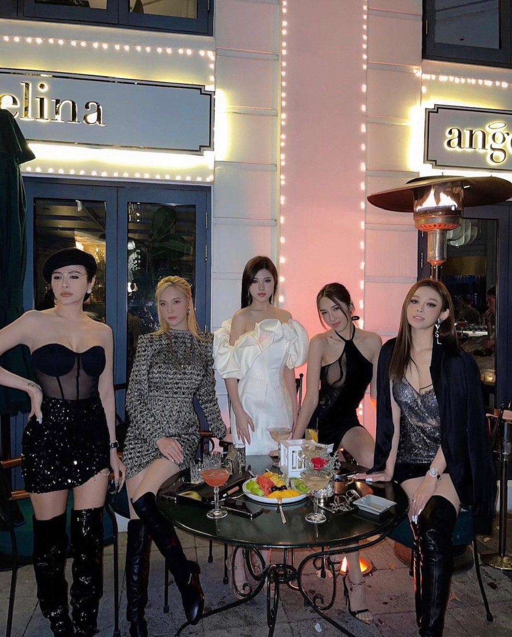 Huy Trần công khai mối quan hệ với Ngô Thanh Vân chỉ được 2 phút; Ngọc Trinh lại diện quần tất không nội y gây “sốc“ ảnh 10