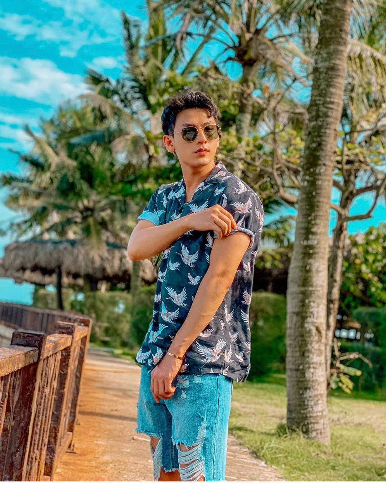 “Nam thần” Issac: Cần một “bến đỗ sự nghiệp” vì không muốn đối phương phải khổ ảnh 8