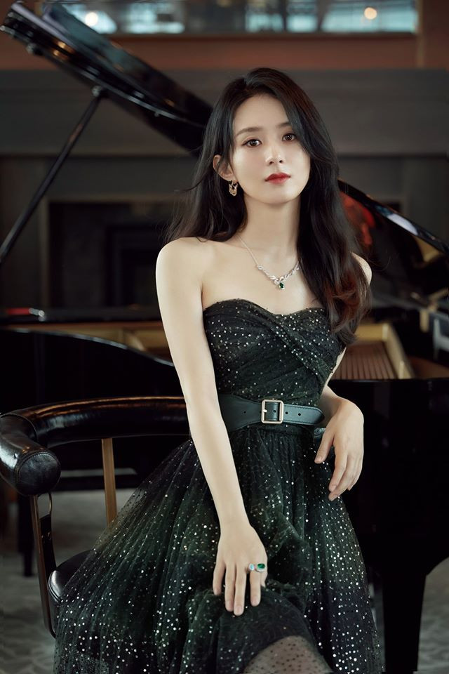 Chán làm thần tượng, sao nữ Nhật Bản chuyển sang đóng phim người lớn ở tuổi 18 ảnh 3