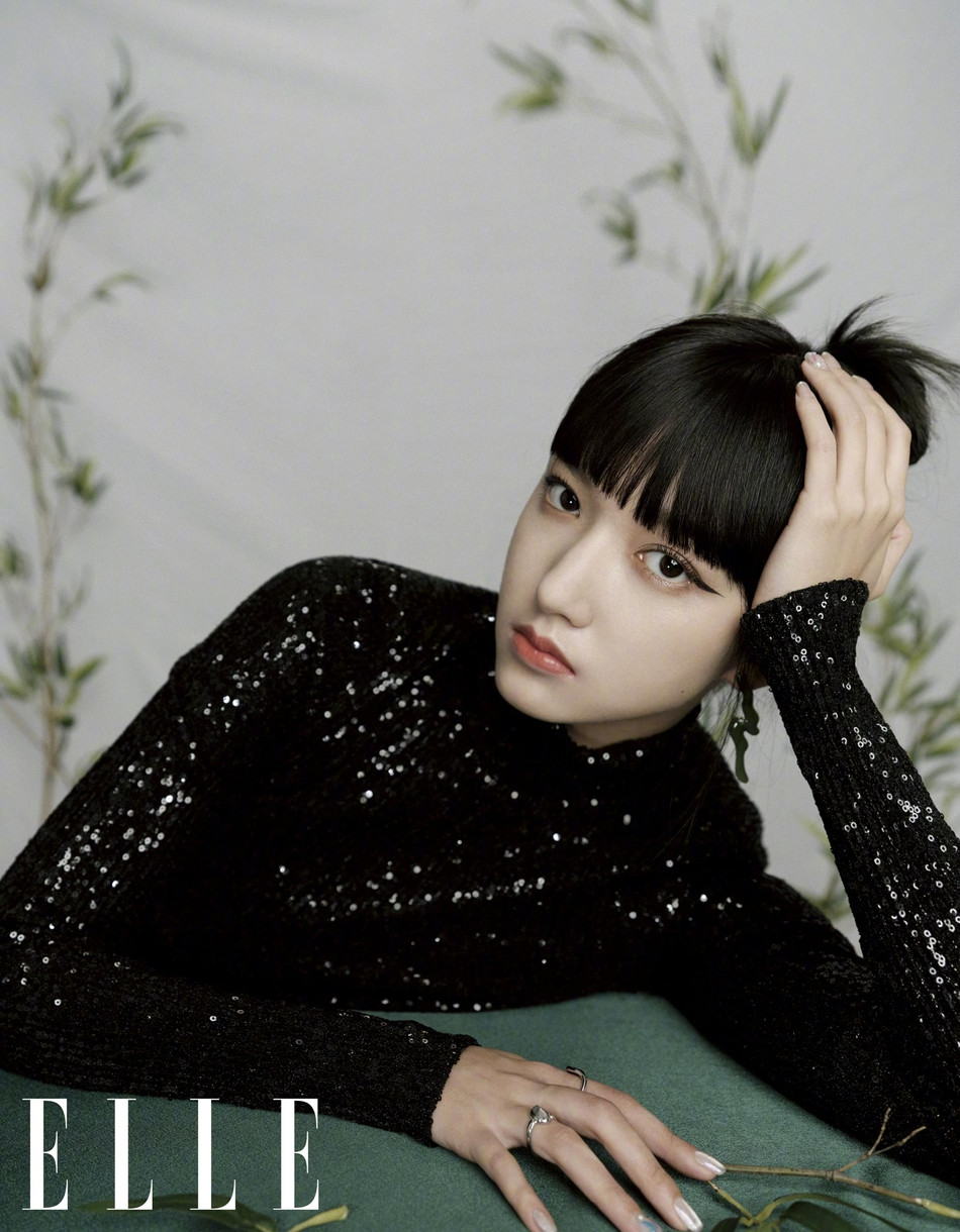 Top sao nam đẹp nhất Hàn Quốc, Song Joong Ki mất ngôi, hạng nhất là cái tên quen thuộc ảnh 13