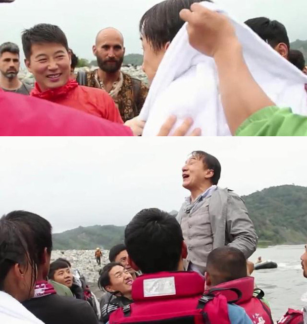 Thành Long suýt chết đuối trong cảnh quay mạo hiểm khiến ê-kíp làm phim sợ hãi phát khóc ảnh 4