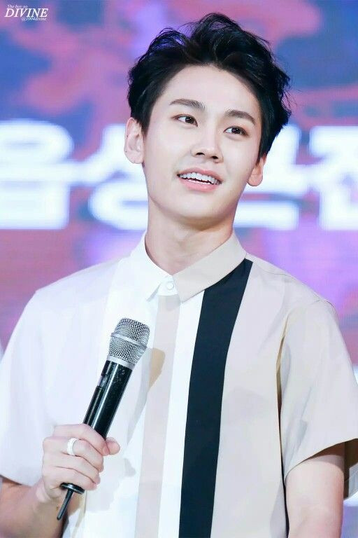 Mê mẩn nhan sắc ngọt ngào tuổi 18 của Chương Tử Di ảnh 7