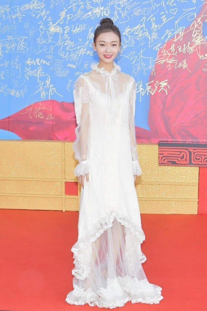 Mỹ nhân '4000 năm có một' lộ vóc dáng gây sốc, cư dân mạng đồng loạt 'cảm thán' ảnh 7