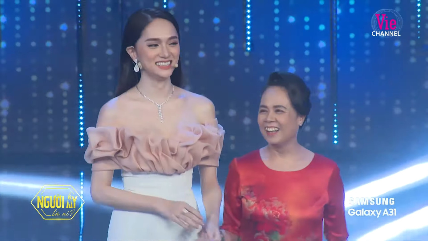 Mẹ Hương Giang ngấn lệ, hối hận vì để con gái một mình vượt qua thời khắc sinh tử ảnh 1