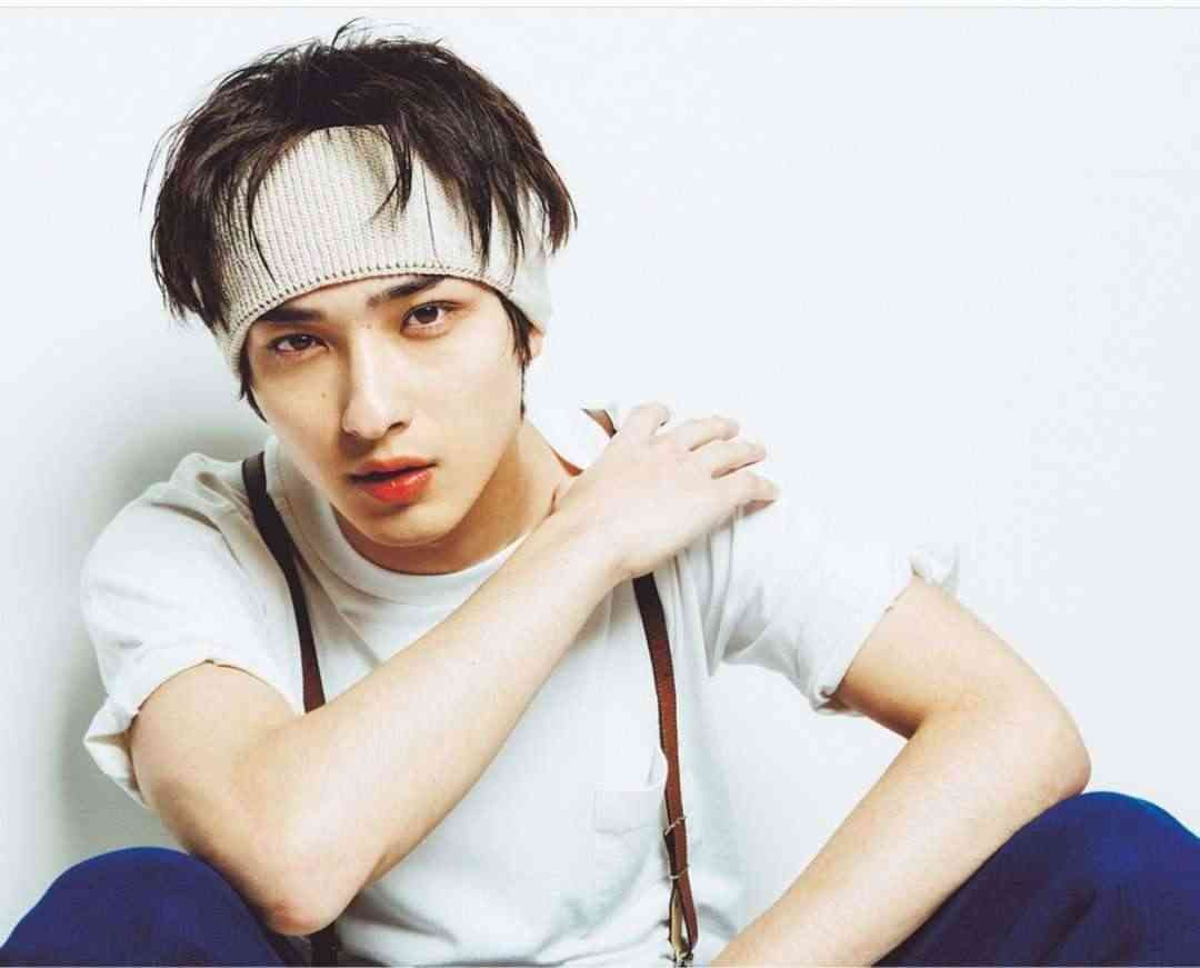 Sao châu Á 22/7: Nữ ca sĩ Hàn bị kiện vì ăn trộm, tài tử Nhật Bản nhiễm Covid-19 ảnh 4