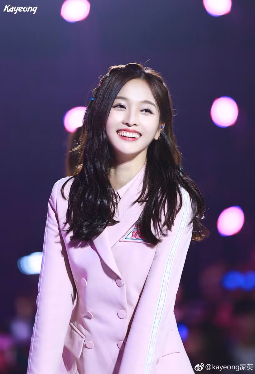 Nhìn lại những hình ảnh ‘bốc lửa’ của 'bom sex' Hồng Kông thập niên 90 Diệp Tử My ảnh 7