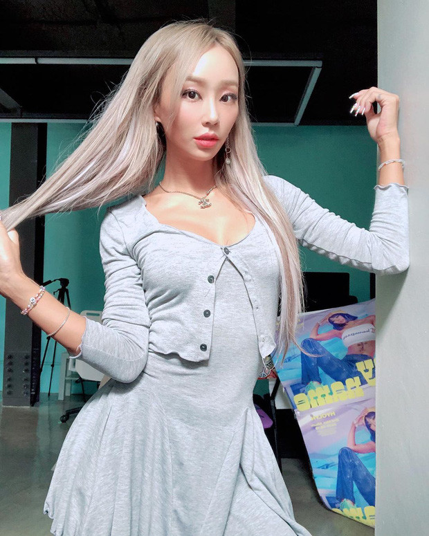 Kiều nữ gốc Việt Maggie Q - đệ tử của Thành Long nổi lên nhờ đóng cảnh nóng ảnh 7