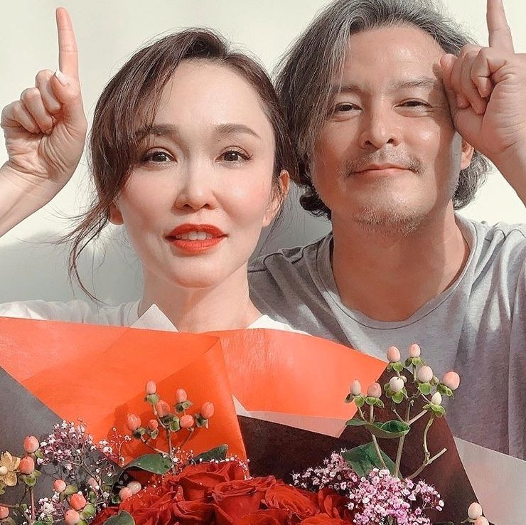 Ngạc nhiên trước diện mạo chênh lệch của ‘Dương Quá – Tiểu Long Nữ’ Singapore sau 22 năm ảnh 3