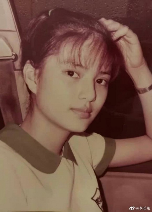 Nhan sắc cách đây 37 năm của ‘Tiểu Long Nữ’ Lý Nhược Đồng gây ‘bão’ mạng xã hội ảnh 2