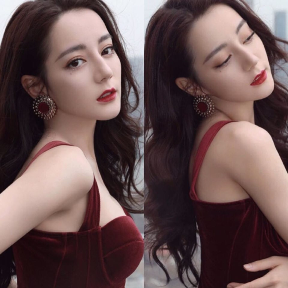 Địch Lệ Nhiệt Ba mặc váy bó sát khoe đường cong quyến rũ đến ‘bức thở’ ảnh 3