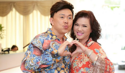 Ngày buồn cuối năm của showbiz Việt: Đông đảo nghệ sĩ đến tiễn biệt danh hài Chí Tài ảnh 18