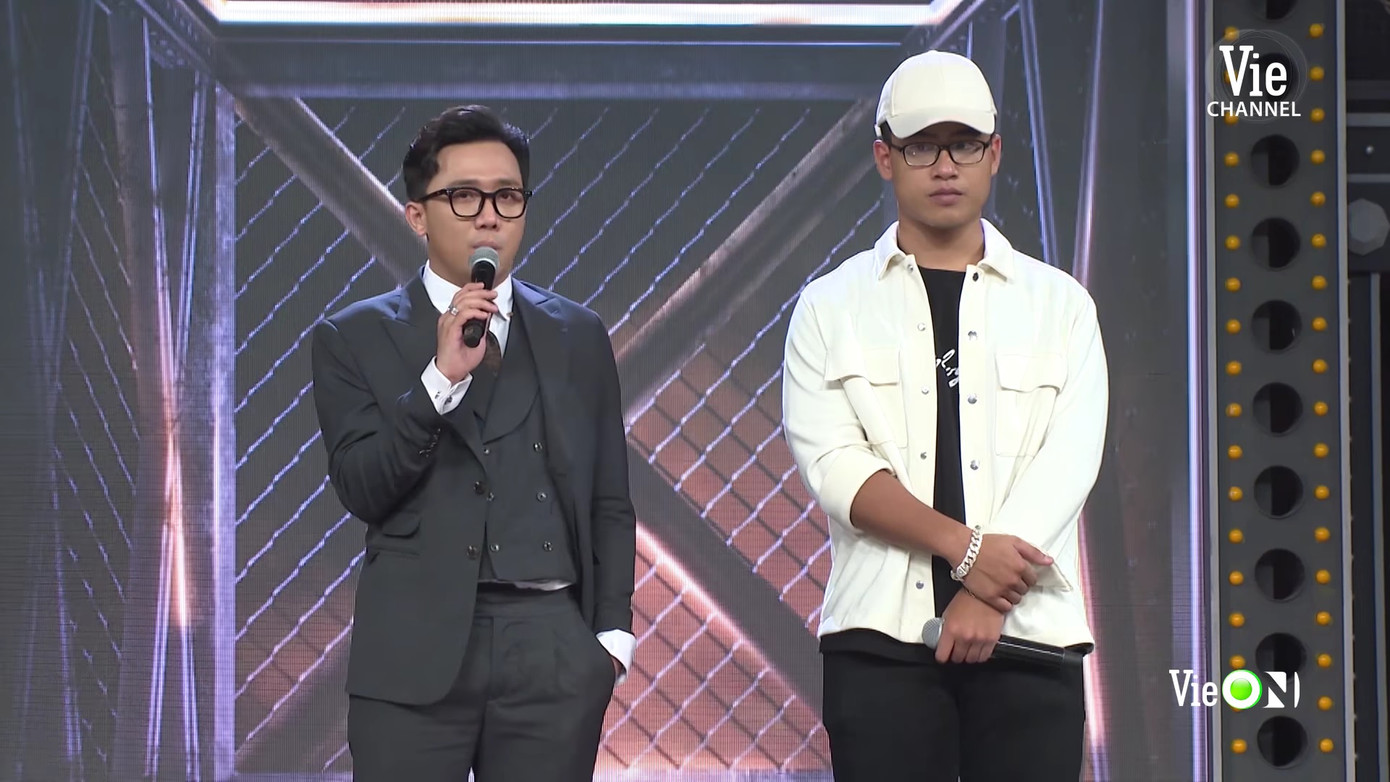 Thí sinh Rap Việt hát hit ‘Đôi Mắt’ của cố ca sĩ Wanbi Tuấn Anh khiến khán giả sởn da gà ảnh 3