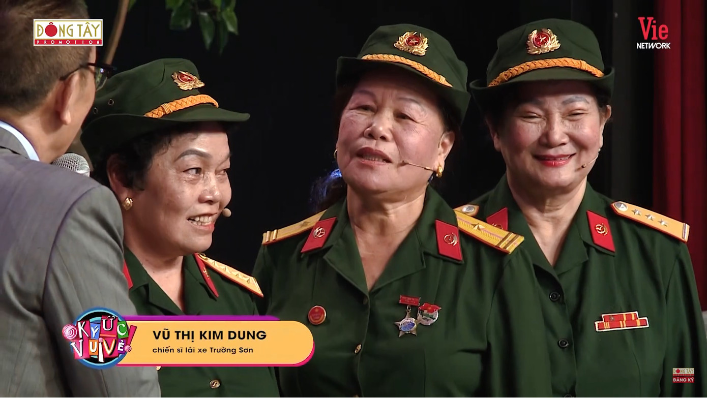 Xúc động nghe đội nữ chiến sĩ lái xe Trường Sơn kể những ngày bom đạn gian khổ ảnh 3