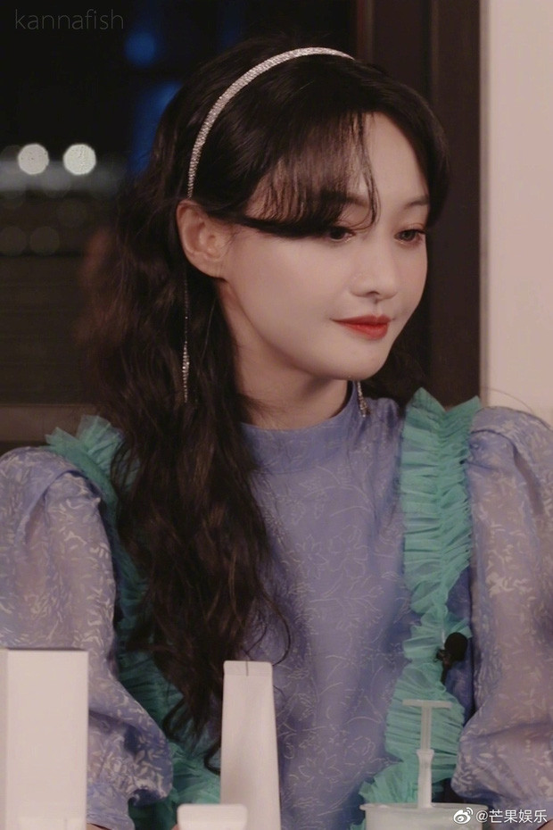 Bộ hình gợi cảm mơn mởn của Lưu Diệc Phi năm 17 tuổi gây 'sốt' ảnh 11