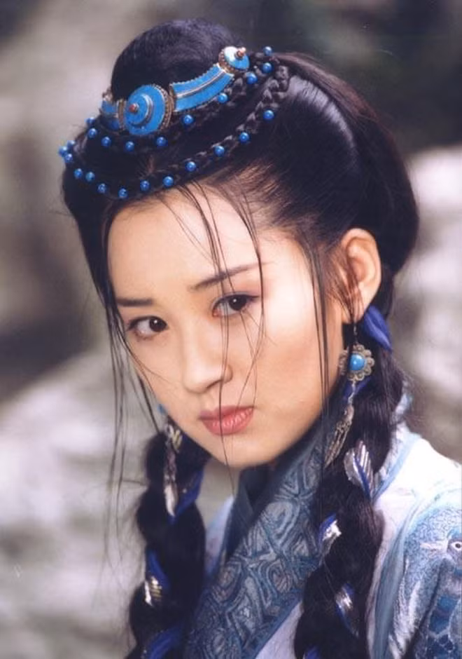 Mỹ nhân ‘Tiếu ngạo giang hồ’ gây sốt vì đã U50 nhưng thân hình vẫn mơn mởn như gái 18 ảnh 6