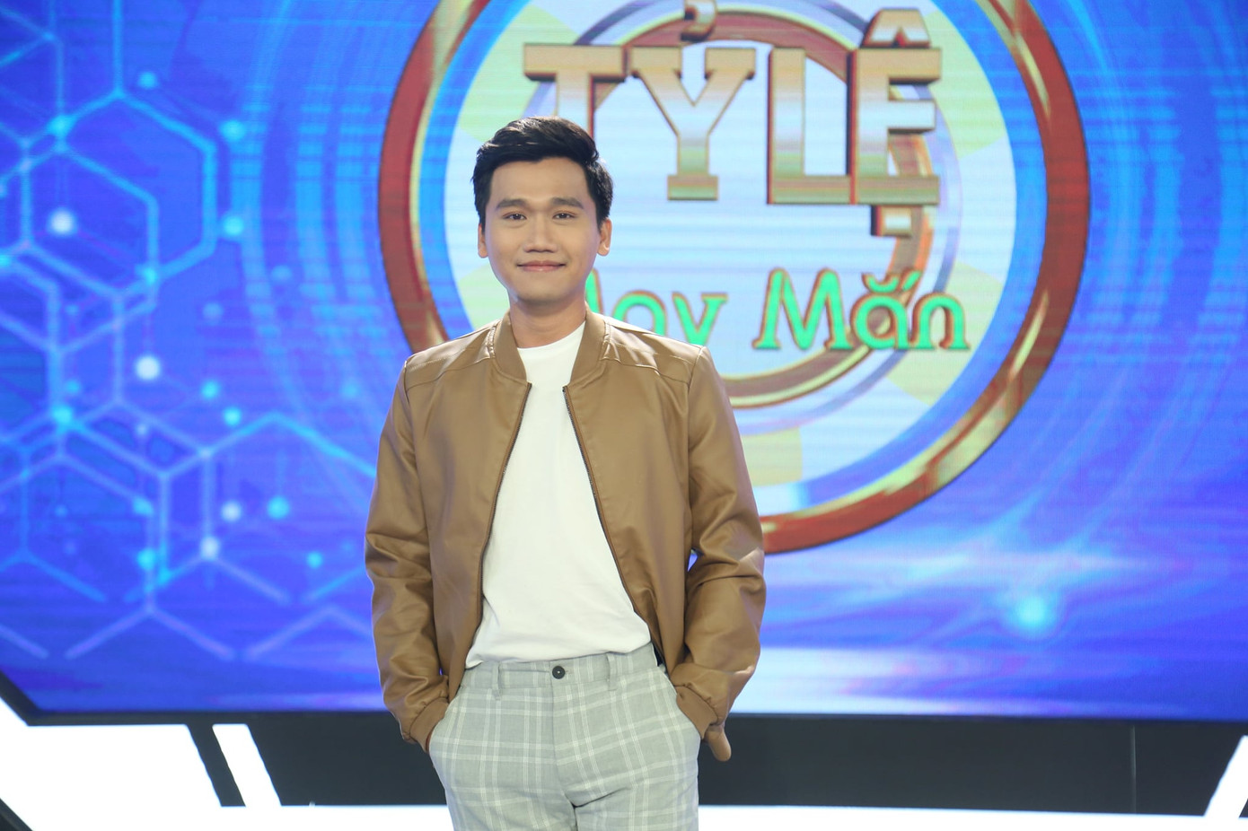 Xuân Nghị chia sẻ hay bị bạn gái hiểu lầm về thông tin trên mạng xã hội ảnh 2