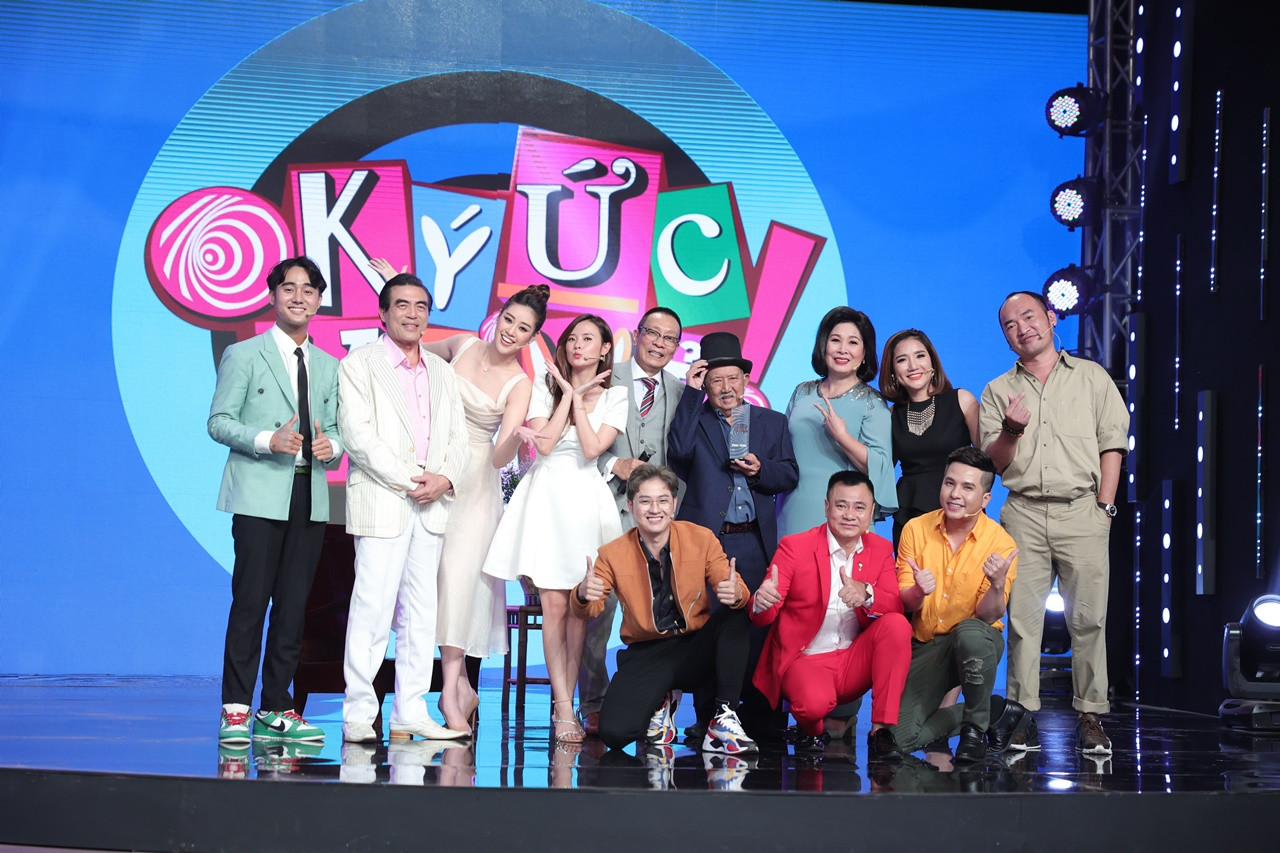 Nghệ sĩ Mạc Can tái xuất, khiến MC Lại Văn Sâm 'toát mồ hôi' nhận làm 'sư phụ' ảnh 5