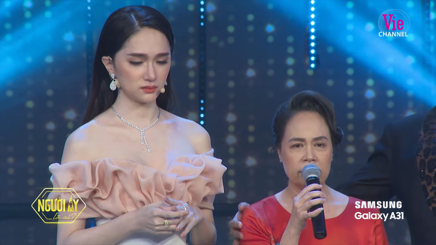 Mẹ Hương Giang ngấn lệ, hối hận vì để con gái một mình vượt qua thời khắc sinh tử ảnh 2