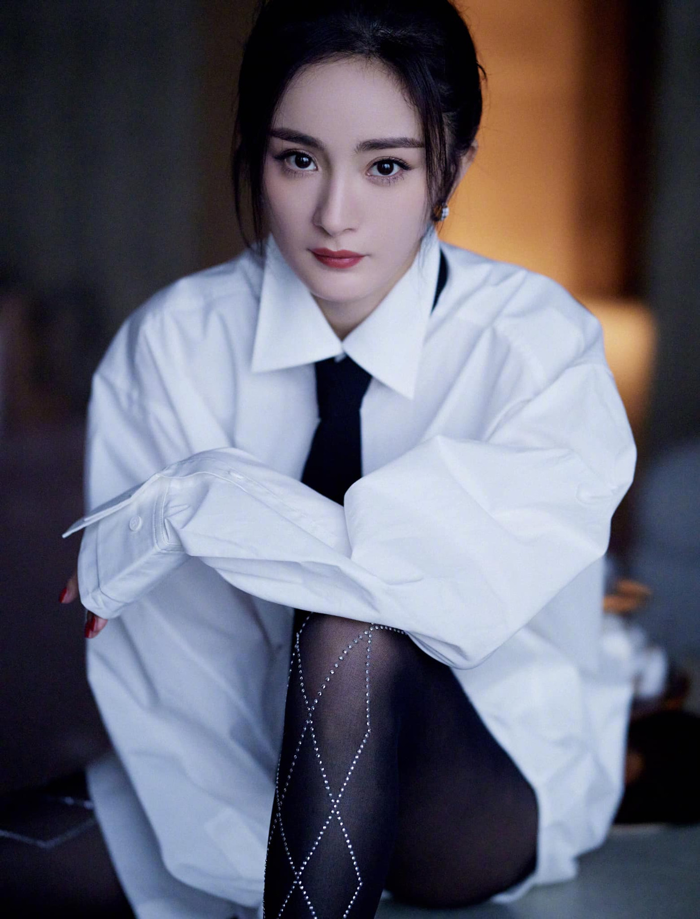 Choáng với số đo vòng eo con kiến của 'Tiểu Long Nữ' Lý Nhược Đồng ở tuổi 54 ảnh 12