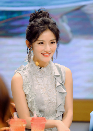 Thành Long suýt chết đuối trong cảnh quay mạo hiểm khiến ê-kíp làm phim sợ hãi phát khóc ảnh 14