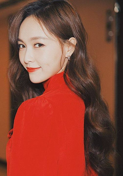 Màn cầu hôn cổ tích của sao 'Bản tình ca mùa đông' tại biệt thự trăm tỷ gây sốt trở lại ảnh 4