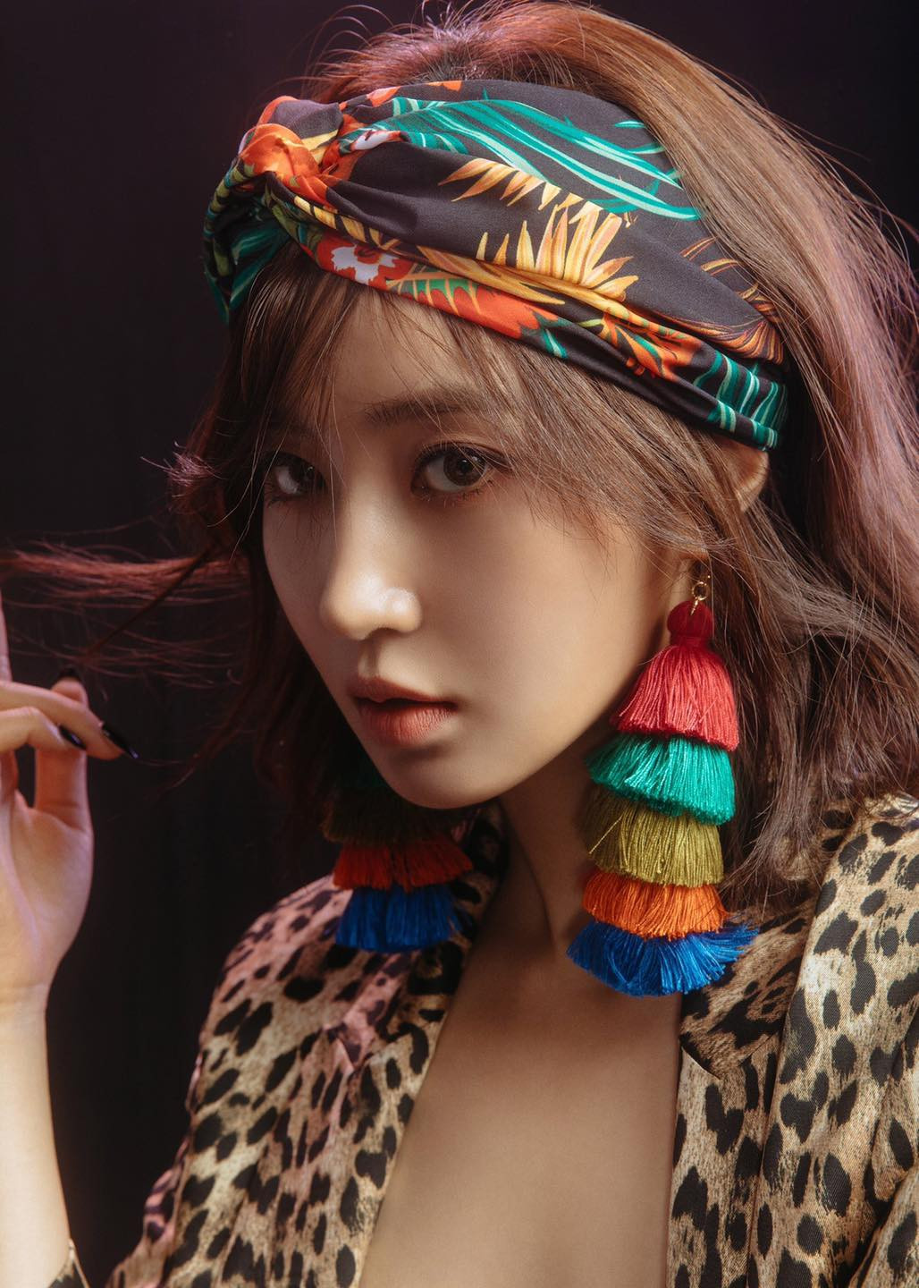 Đặt bàn cân trước loạt ảnh gợi cảm đến ‘bỏng mắt’ của Dương Mịch – Triệu Lệ Dĩnh ảnh 7