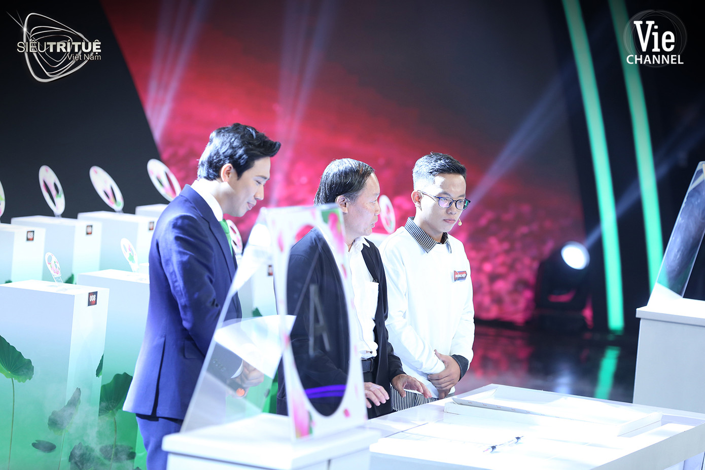 Nam sinh trường Y gây choáng với trí tưởng tượng không gian siêu hạng tại Siêu trí tuệ ảnh 2